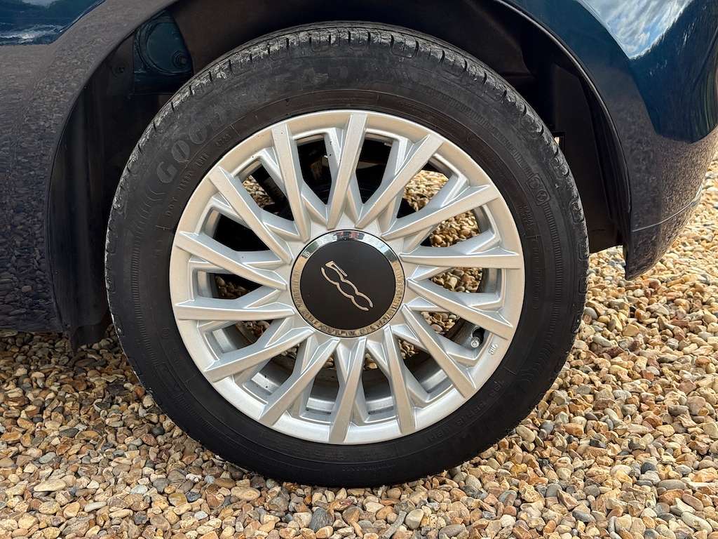 2024 FIAT 500 2024 FIAT 500