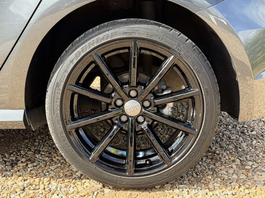 2017 AUDI A1 2017 AUDI A1