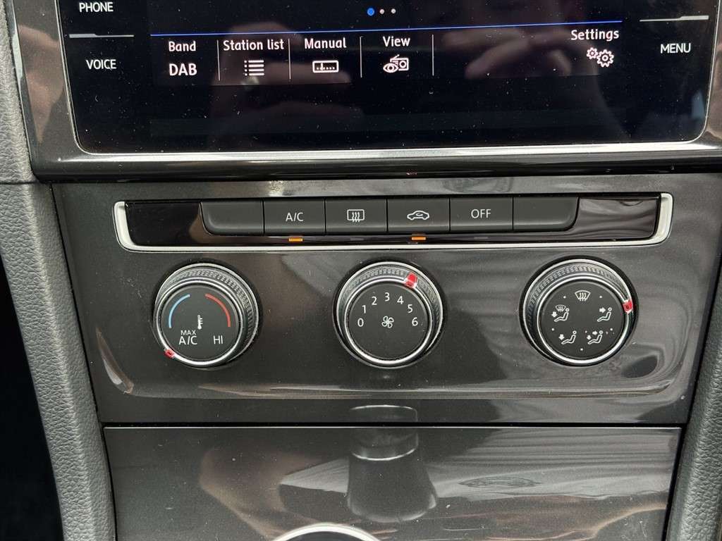 2019 VOLKSWAGEN GOLF 2019 VOLKSWAGEN GOLF