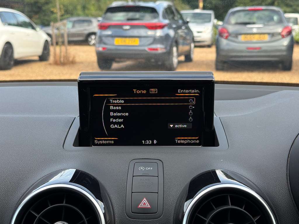 2016 AUDI A1 2016 AUDI A1