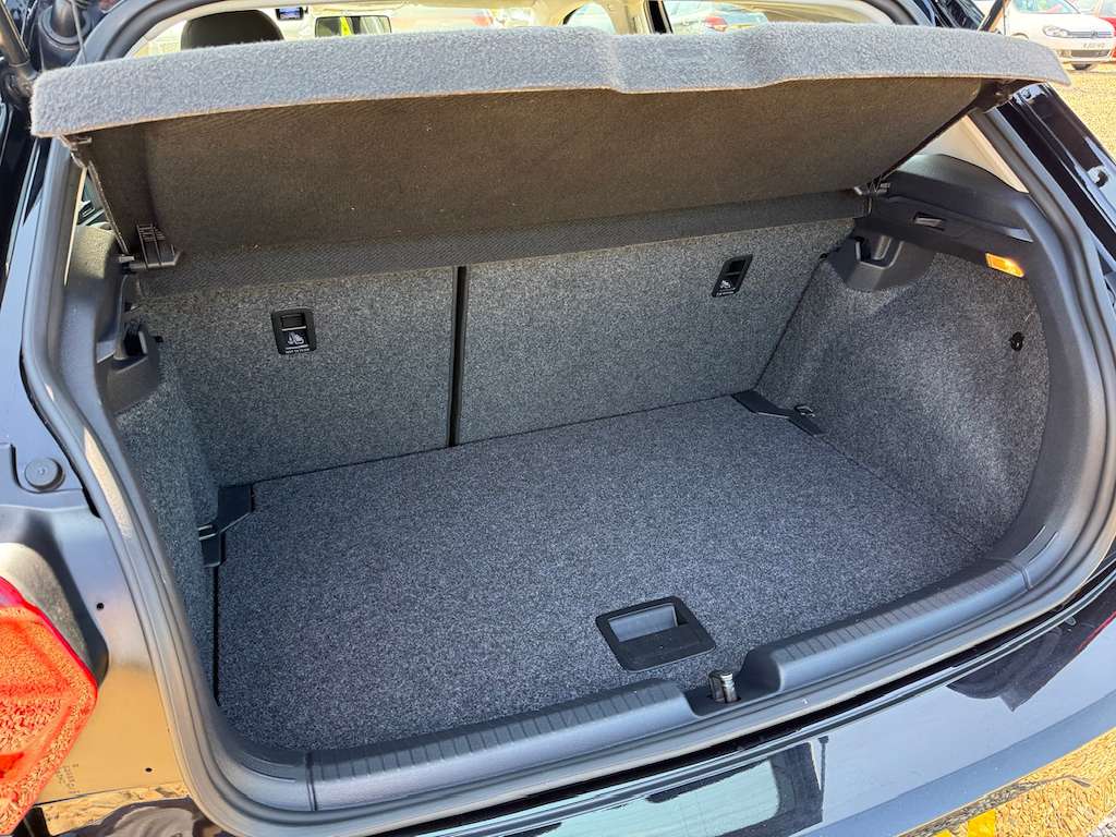 2019 VOLKSWAGEN POLO 2019 VOLKSWAGEN POLO
