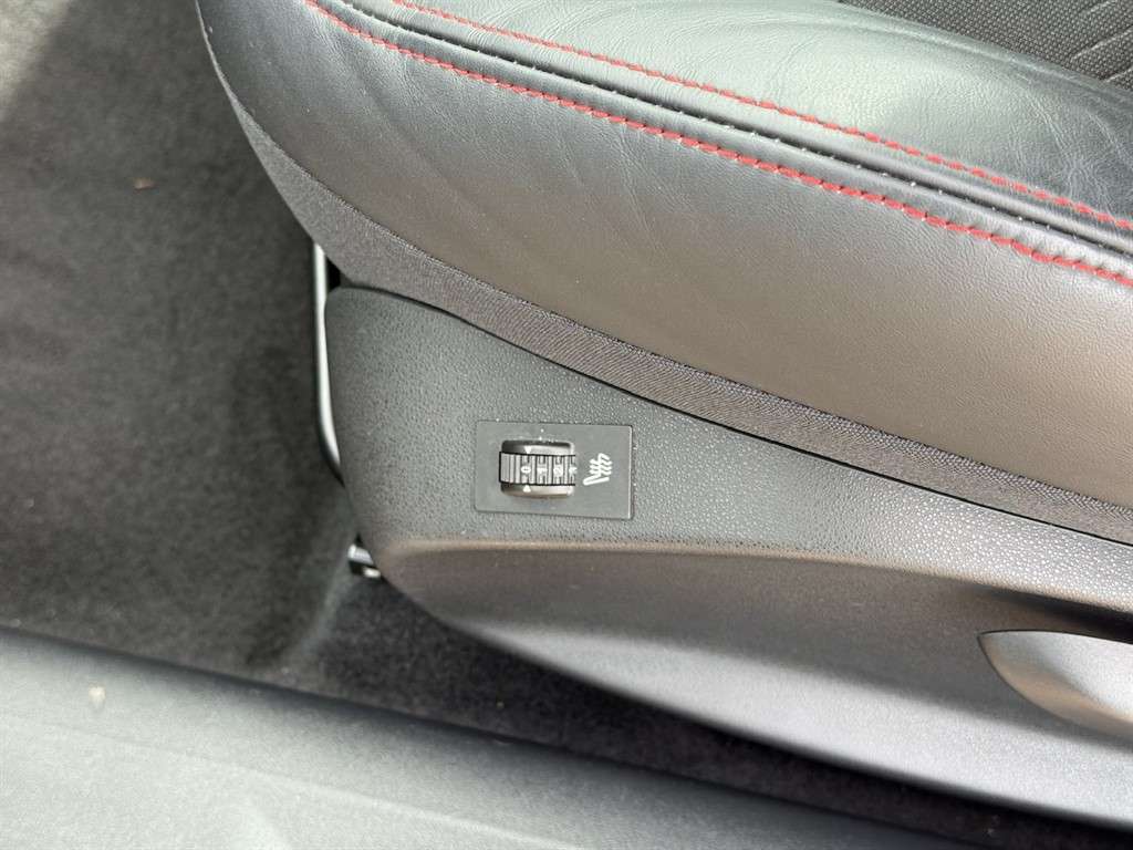 2018 PEUGEOT 208 2018 PEUGEOT 208