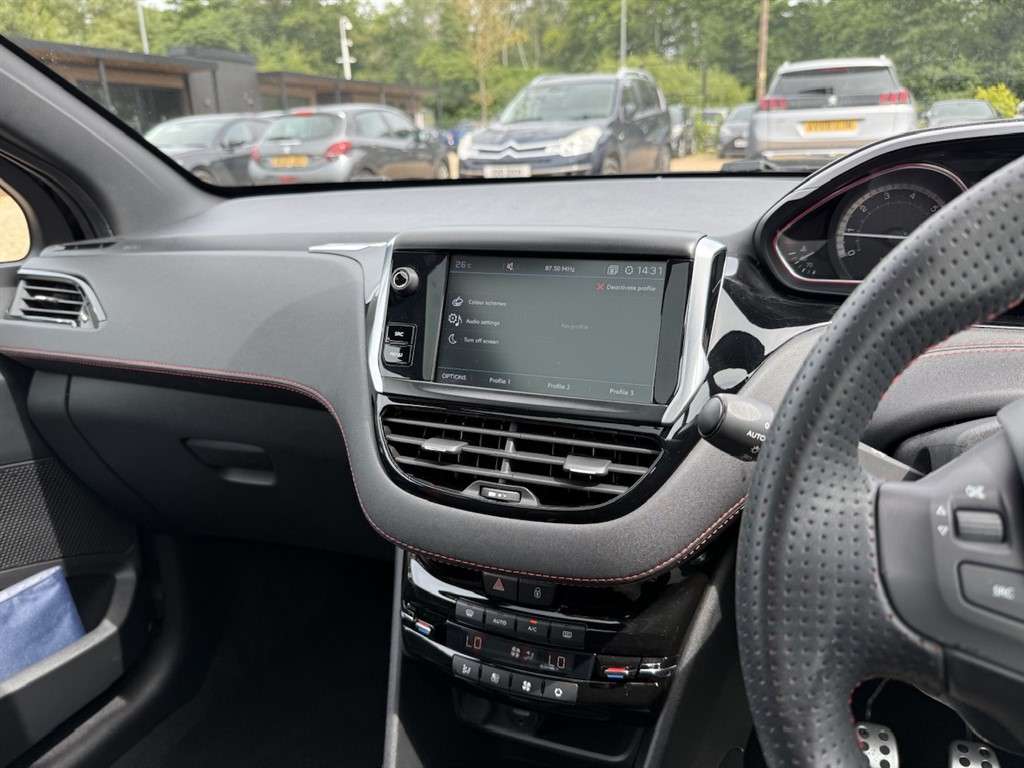 2018 PEUGEOT 208 2018 PEUGEOT 208