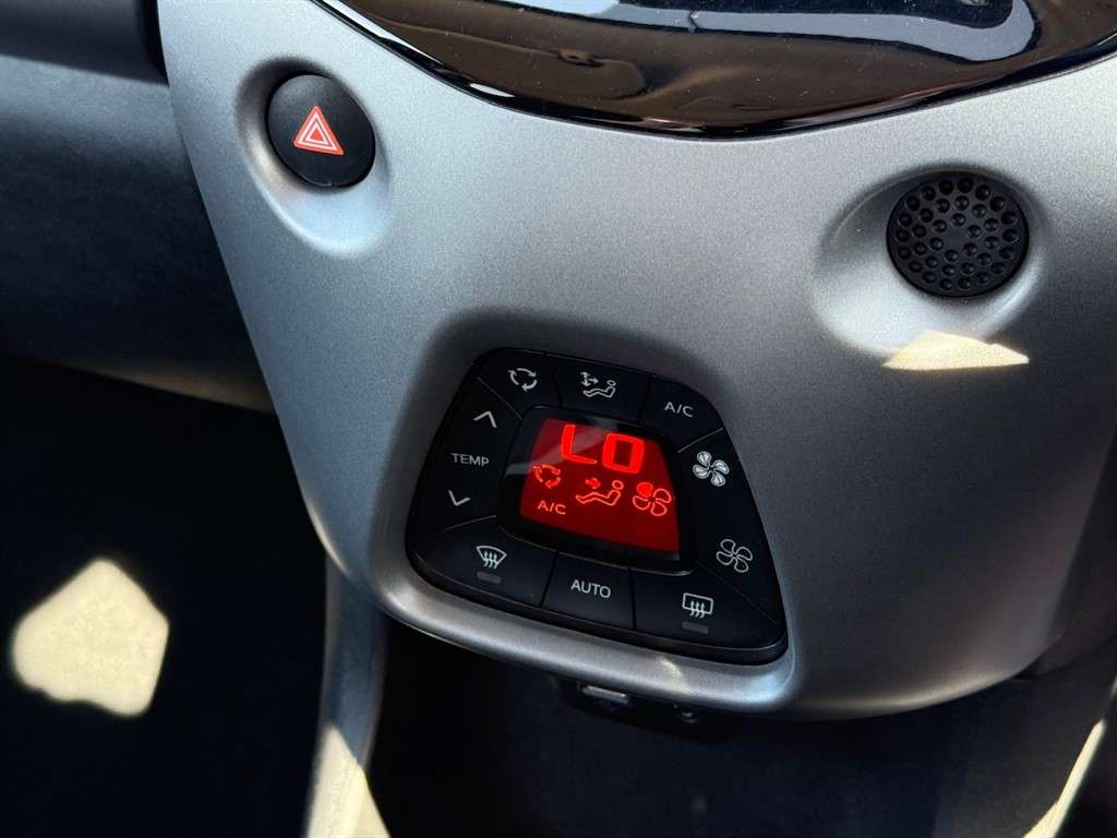 2018 TOYOTA AYGO 2018 TOYOTA AYGO
