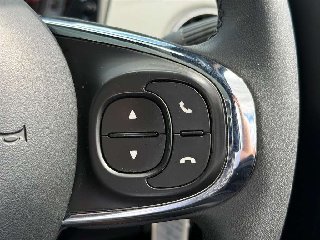 2021 FIAT 500 2021 FIAT 500