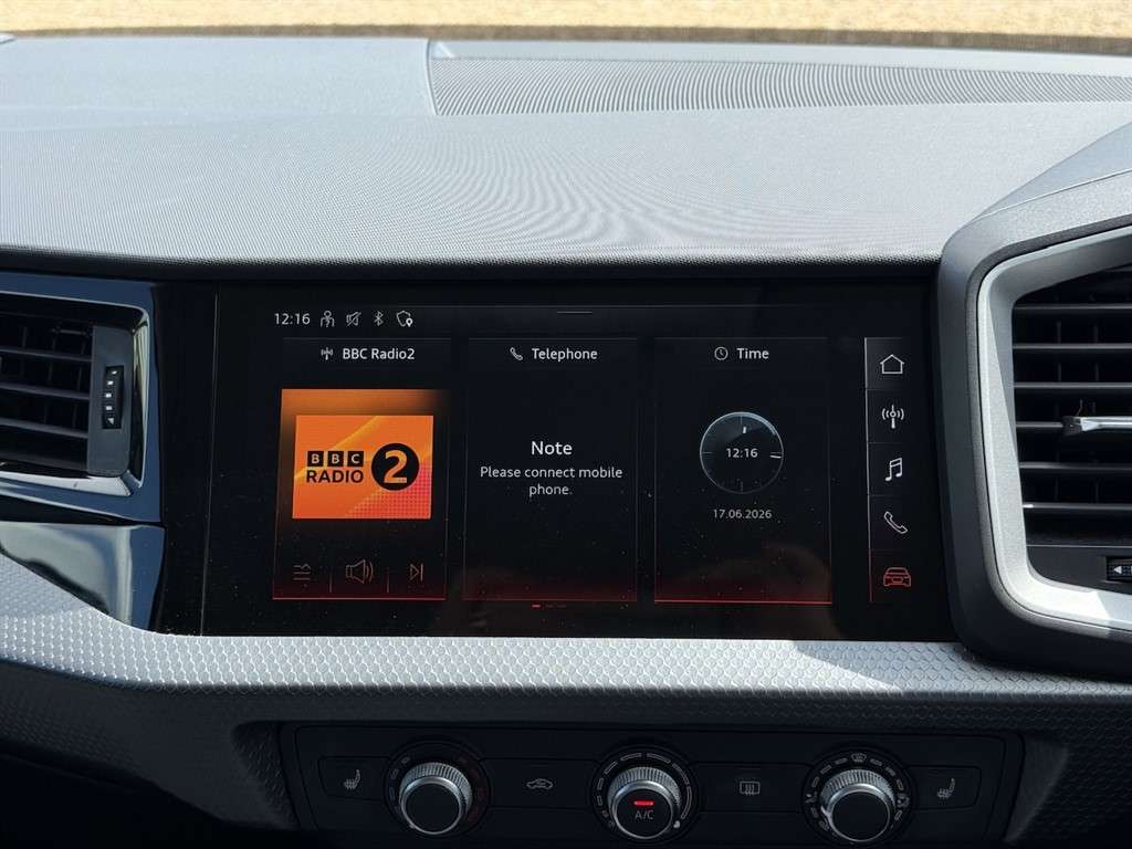 2022 AUDI A1 2022 AUDI A1