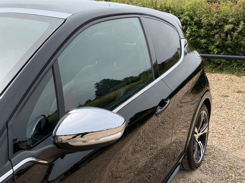 2018 PEUGEOT 208 2018 PEUGEOT 208
