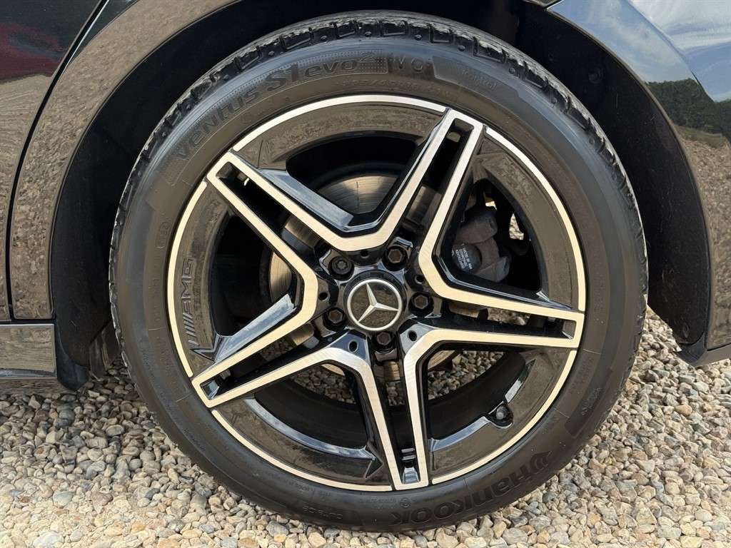 2022 MERCEDES A180 2022 MERCEDES A180