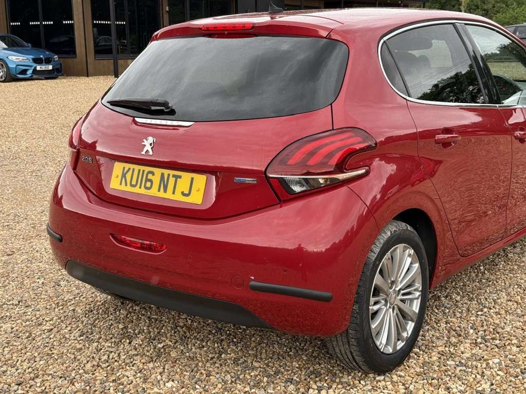 2016 PEUGEOT 208 2016 PEUGEOT 208