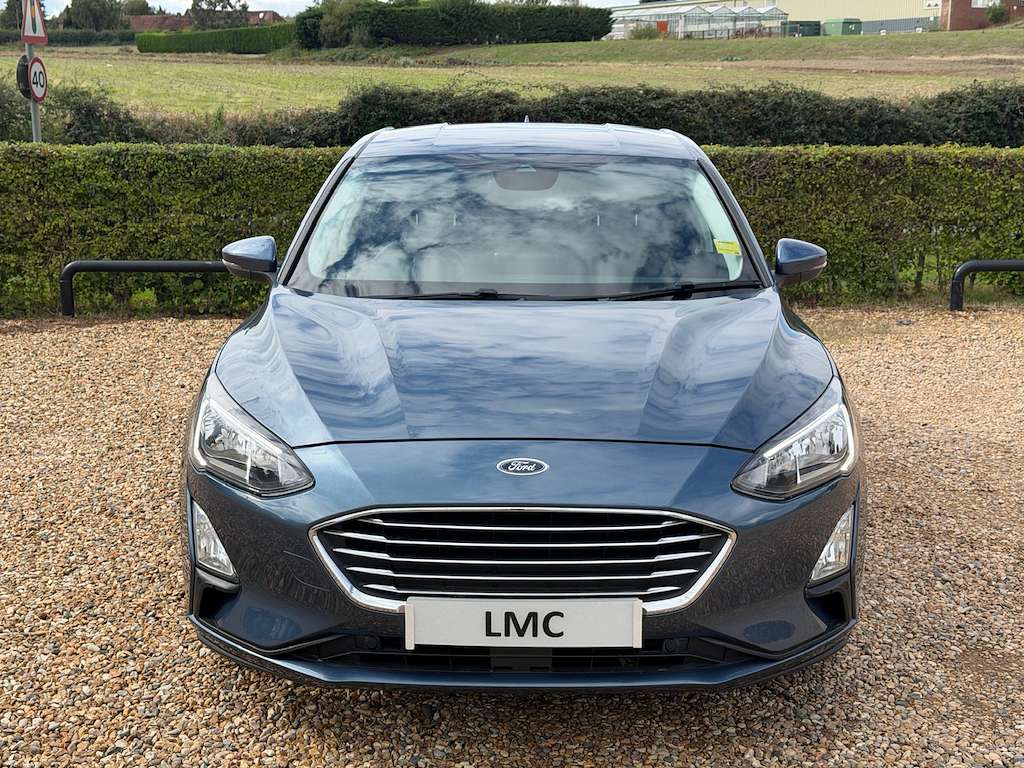 A 2019 FORD FOCUS 1.0T EcoBoost Titanium X Hatchback 5dr Petrol Manu A 2019 FORD FOCUS 1.0T EcoBoost Titanium X Hatchback 5dr Petrol Manu