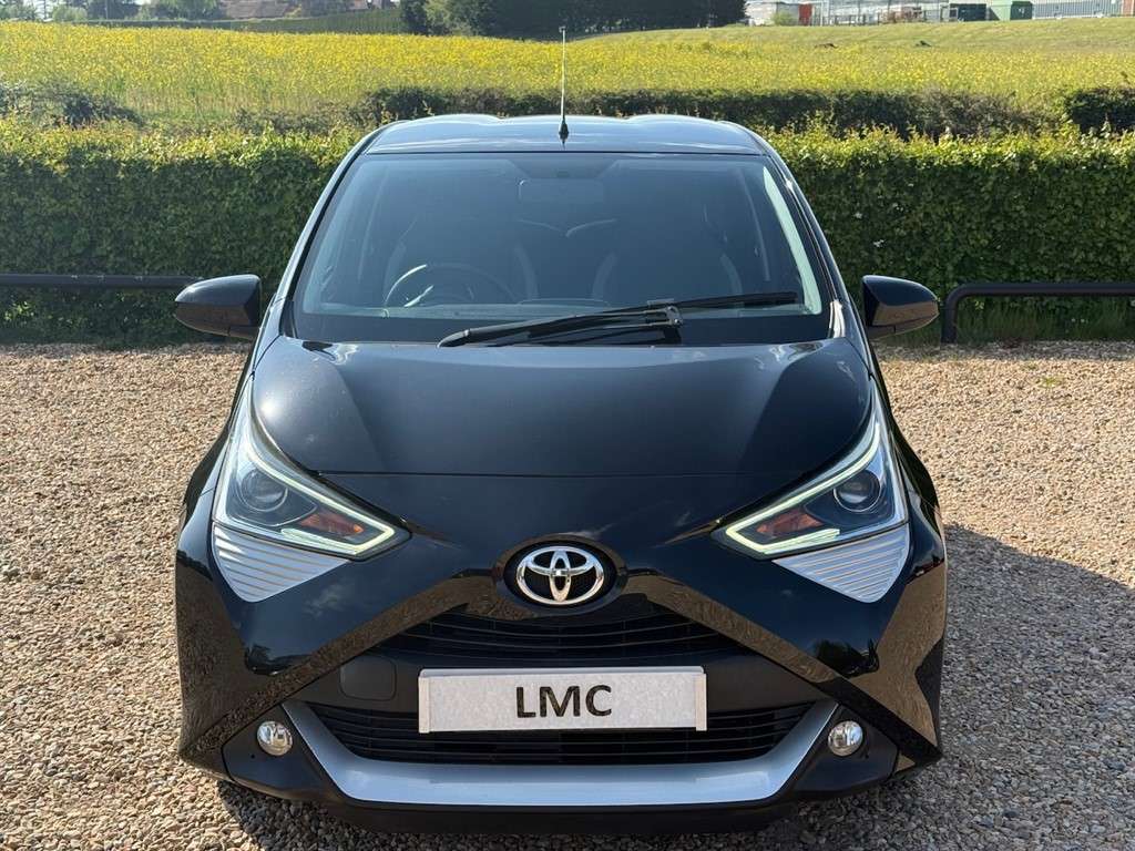 A 2018 TOYOTA AYGO 1.0 VVT-i x-plore Hatchback 5dr Petrol Manual Euro A 2018 TOYOTA AYGO 1.0 VVT-i x-plore Hatchback 5dr Petrol Manual Euro