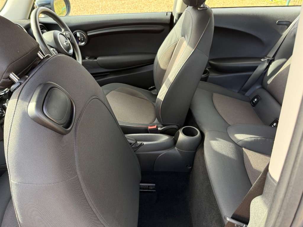 2019 MINI HATCH 2019 MINI HATCH