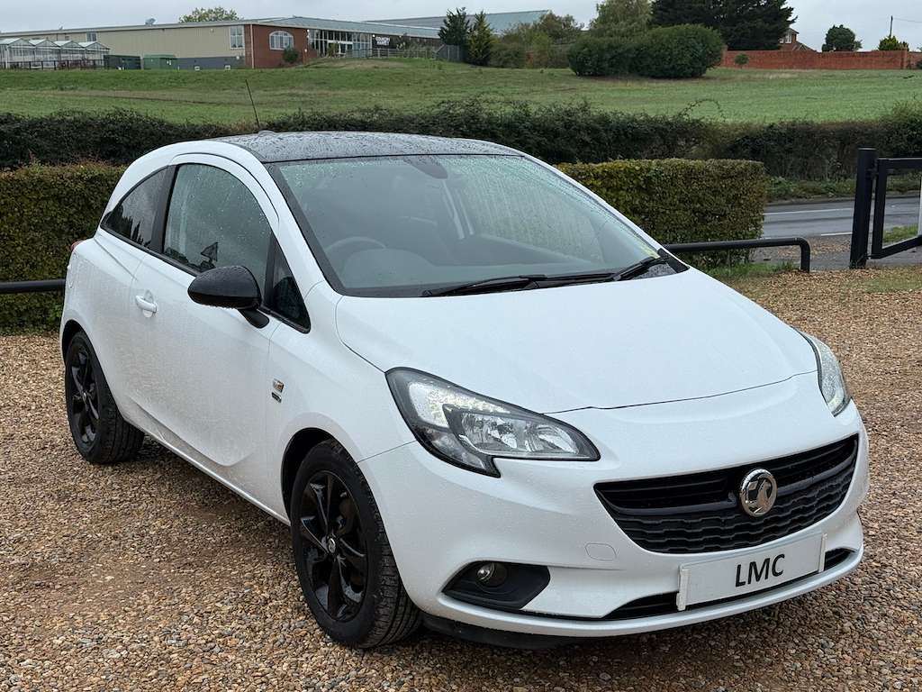 A 2019 VAUXHALL CORSA 1.4i Griffin Hatchback 3dr Petrol Auto Euro 6 (90 A 2019 VAUXHALL CORSA 1.4i Griffin Hatchback 3dr Petrol Auto Euro 6 (90