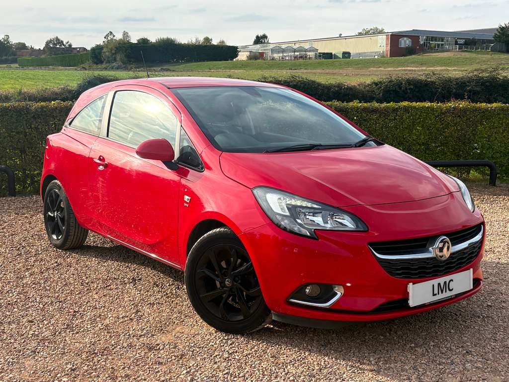 A 2017 VAUXHALL CORSA 1.4i ecoTEC SRi Hatchback 3dr Petrol Manual Euro 6 A 2017 VAUXHALL CORSA 1.4i ecoTEC SRi Hatchback 3dr Petrol Manual Euro 6