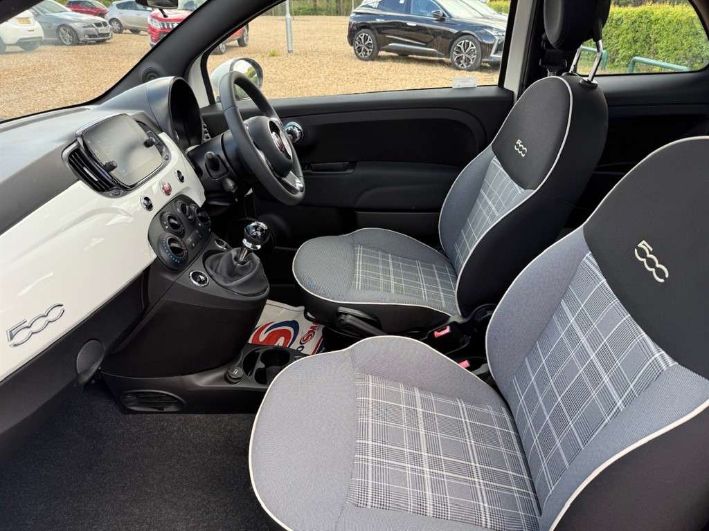 2021 FIAT 500 2021 FIAT 500