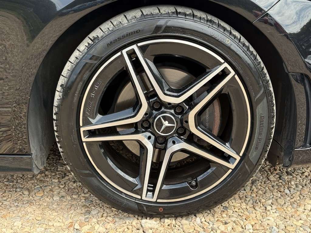 2022 MERCEDES A180 2022 MERCEDES A180