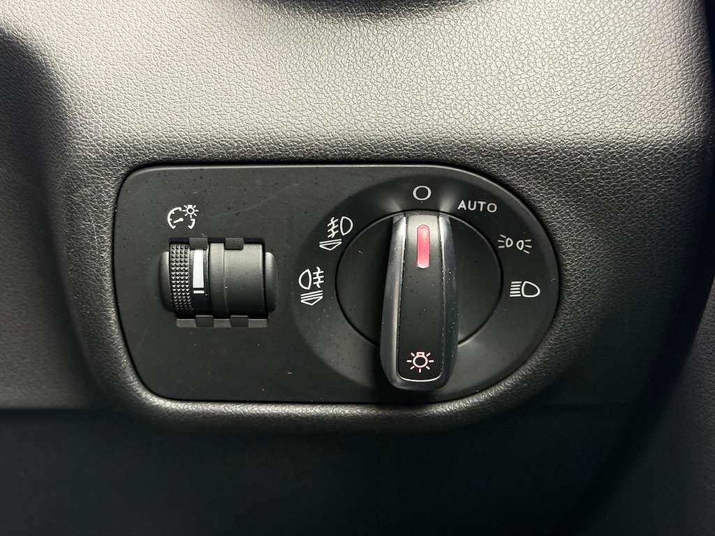 2016 AUDI A1 2016 AUDI A1
