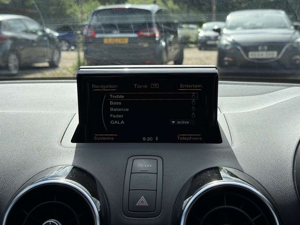 2017 AUDI A1 2017 AUDI A1
