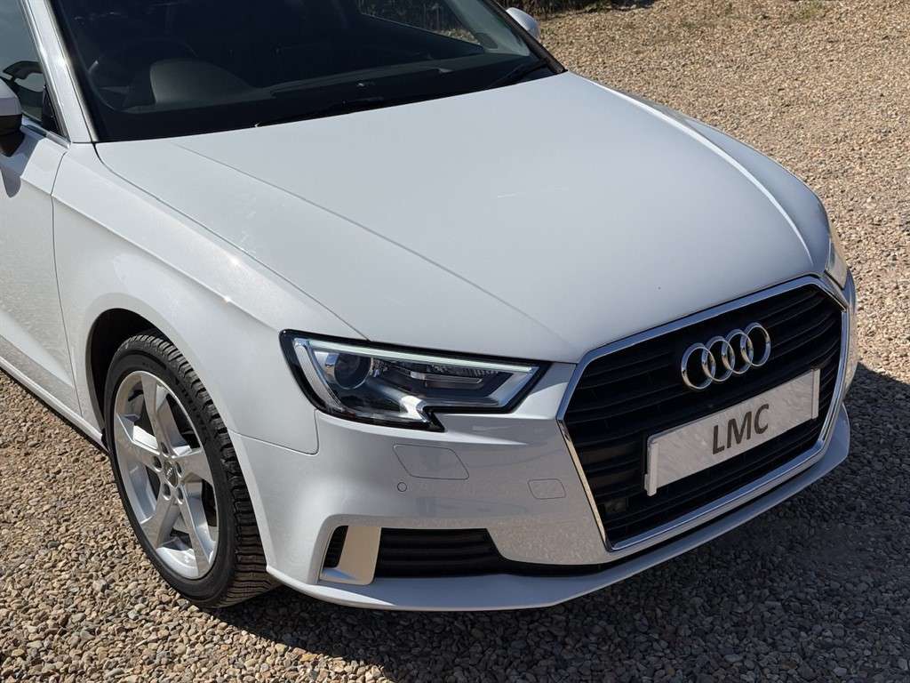 A 2019 AUDI A3 1.5 TFSI CoD 35 Sport Sportback 5dr Petrol S Troni A 2019 AUDI A3 1.5 TFSI CoD 35 Sport Sportback 5dr Petrol S Troni