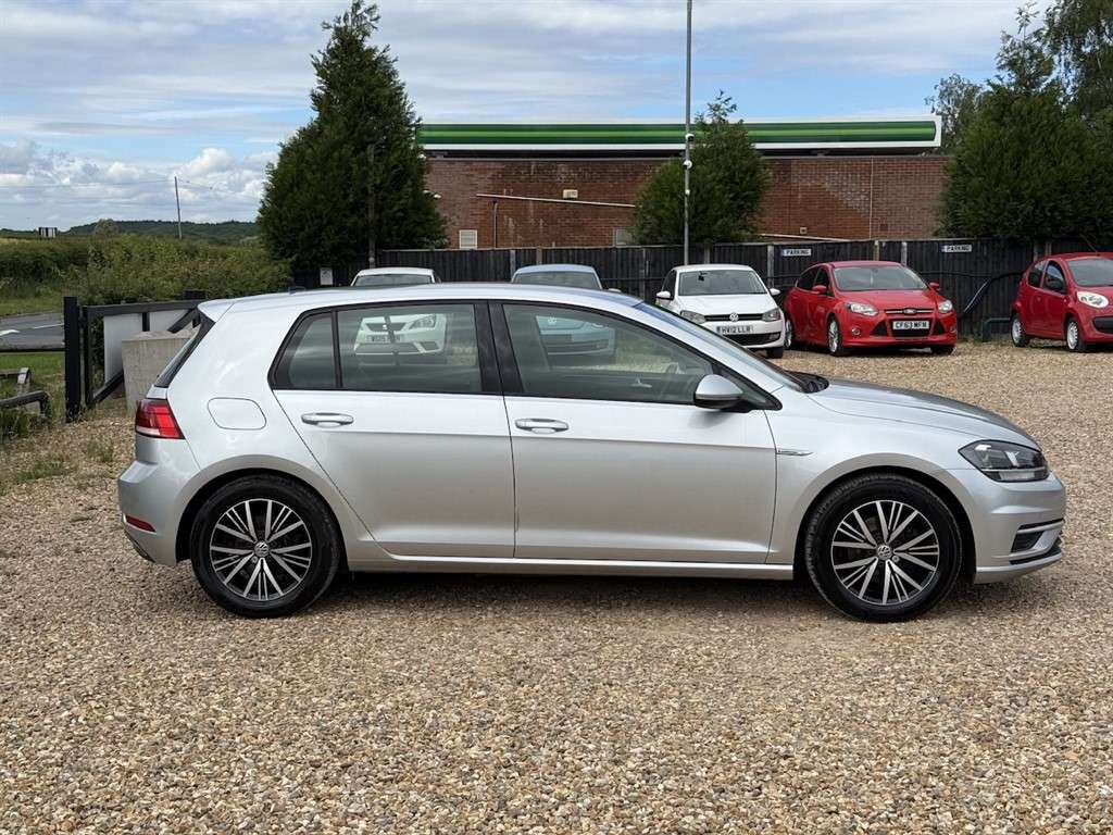 2019 VOLKSWAGEN GOLF 2019 VOLKSWAGEN GOLF