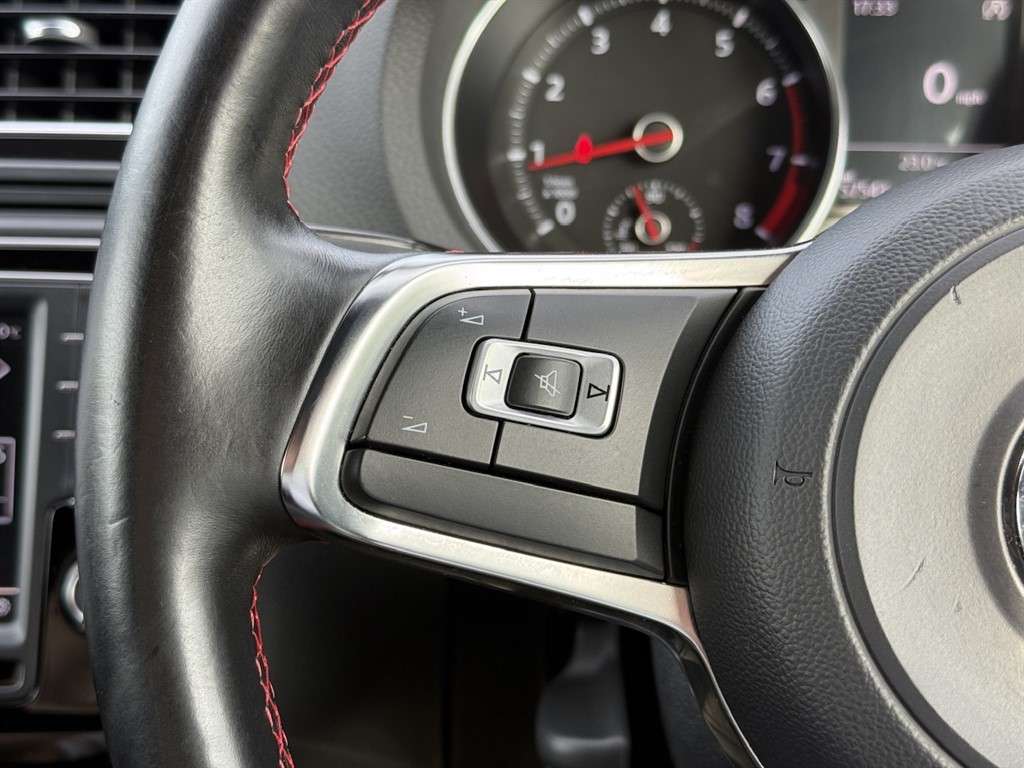 2016 VOLKSWAGEN POLO 2016 VOLKSWAGEN POLO