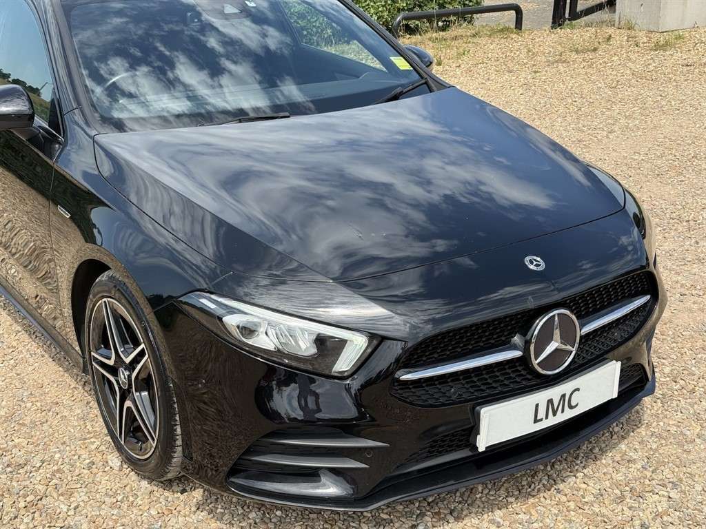 A 2022 MERCEDES A180 1.3 AMG Line Edition (Executive) Hatchback 5dr Pet A 2022 MERCEDES A180 1.3 AMG Line Edition (Executive) Hatchback 5dr Pet