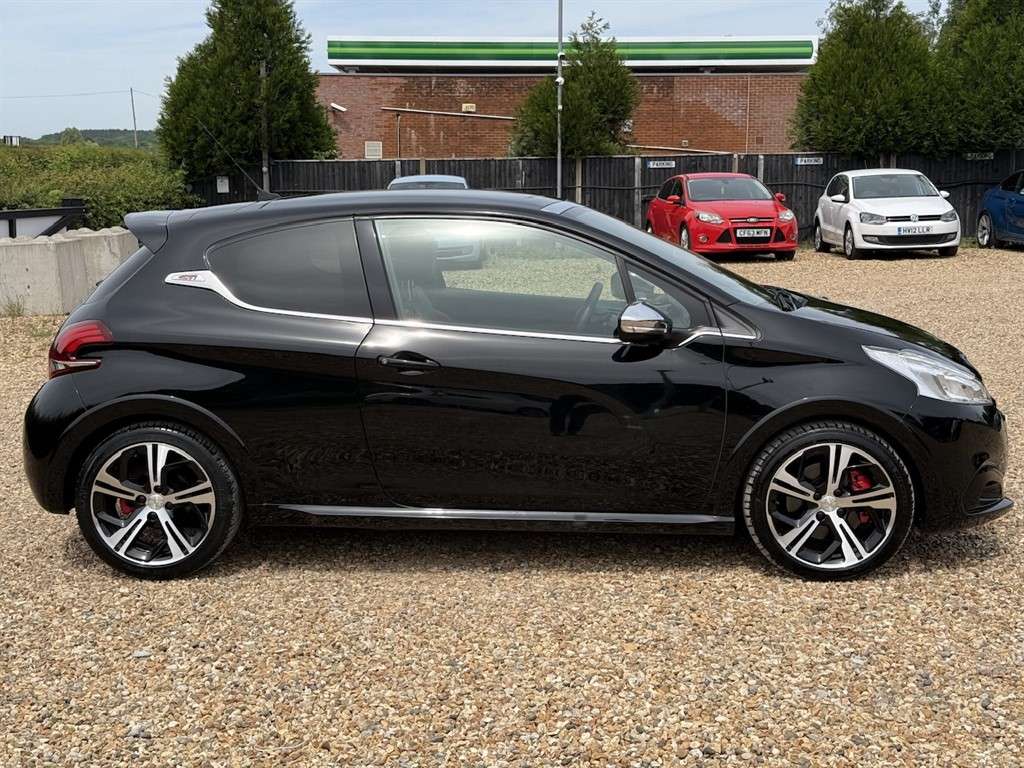 2018 PEUGEOT 208 2018 PEUGEOT 208