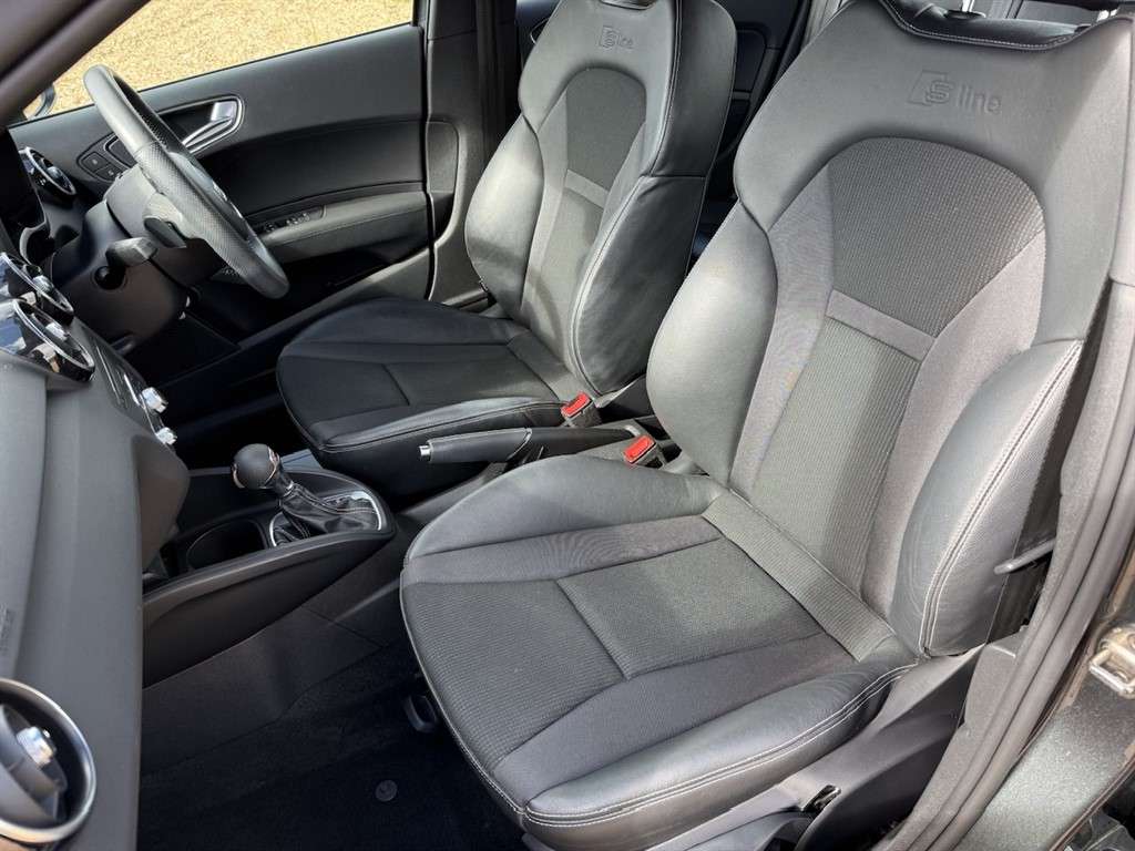 2017 AUDI A1 2017 AUDI A1