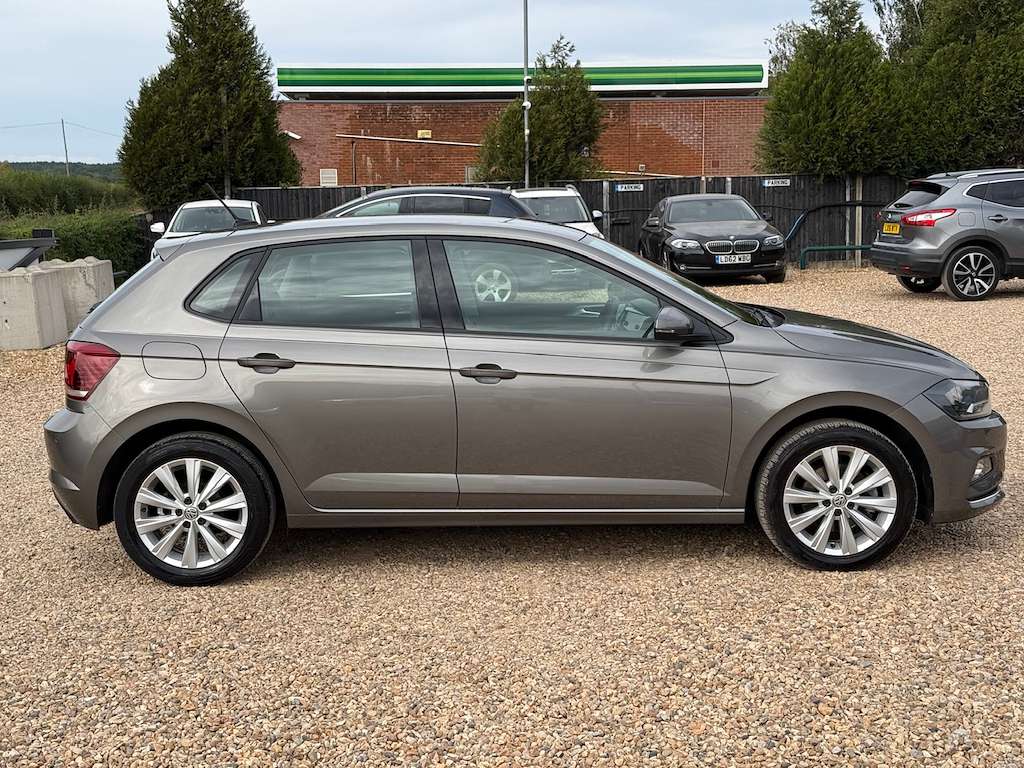 2019 VOLKSWAGEN POLO 2019 VOLKSWAGEN POLO