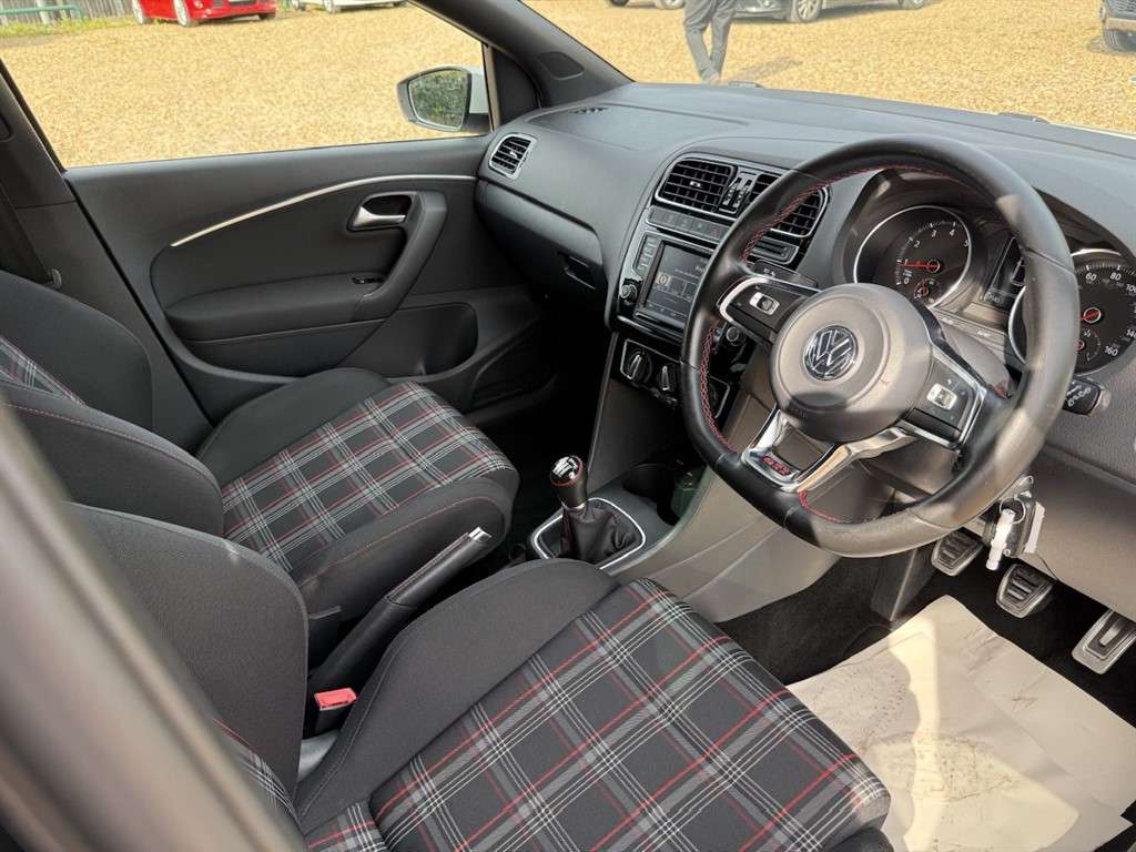 2016 VOLKSWAGEN POLO 2016 VOLKSWAGEN POLO