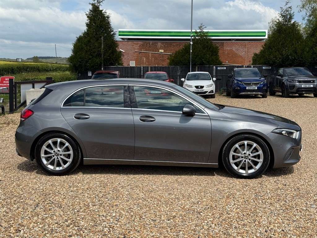 2018 MERCEDES A200 2018 MERCEDES A200