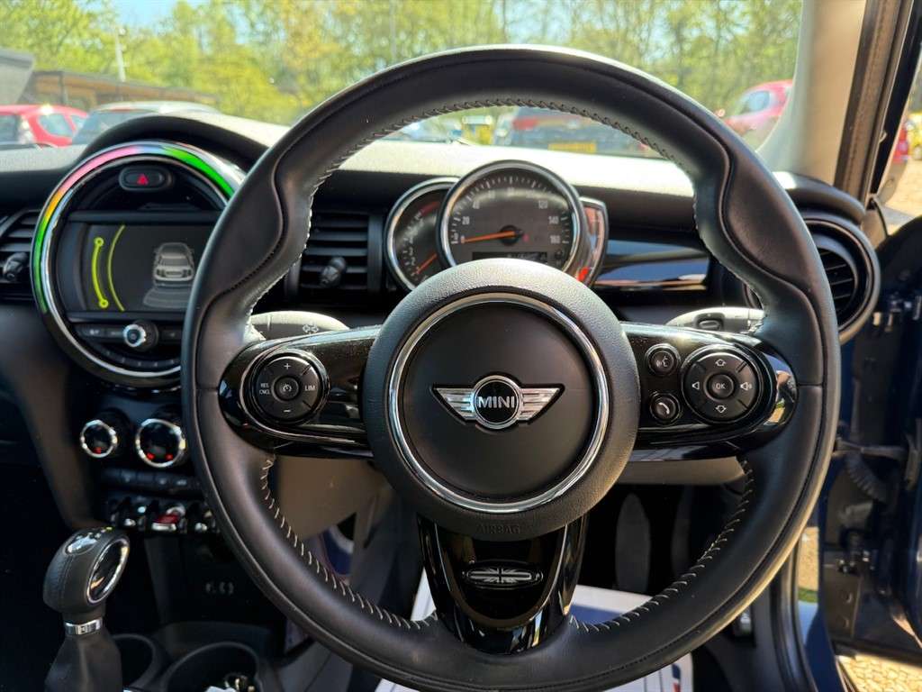 2018 MINI HATCH 2018 MINI HATCH