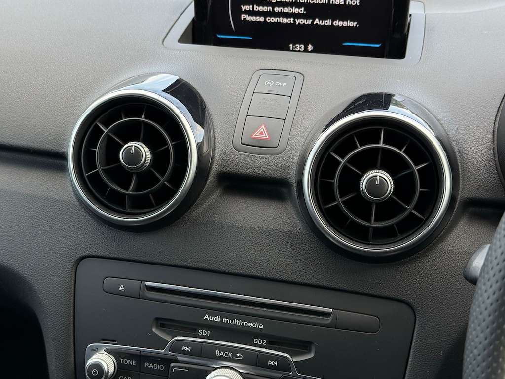 2016 AUDI A1 2016 AUDI A1