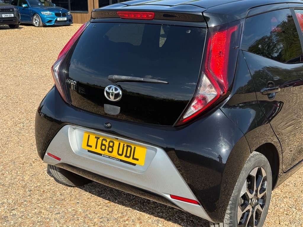 2018 TOYOTA AYGO 2018 TOYOTA AYGO