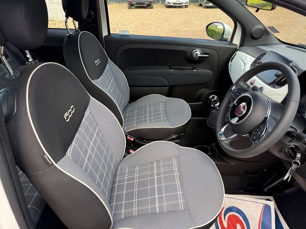 2021 FIAT 500 2021 FIAT 500