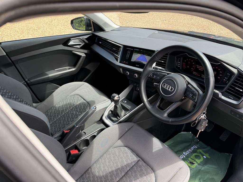 2022 AUDI A1 2022 AUDI A1