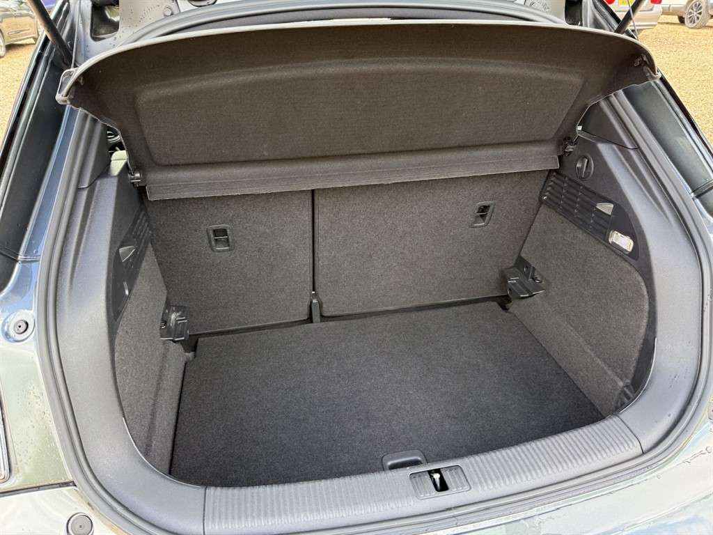 2017 AUDI A1 2017 AUDI A1