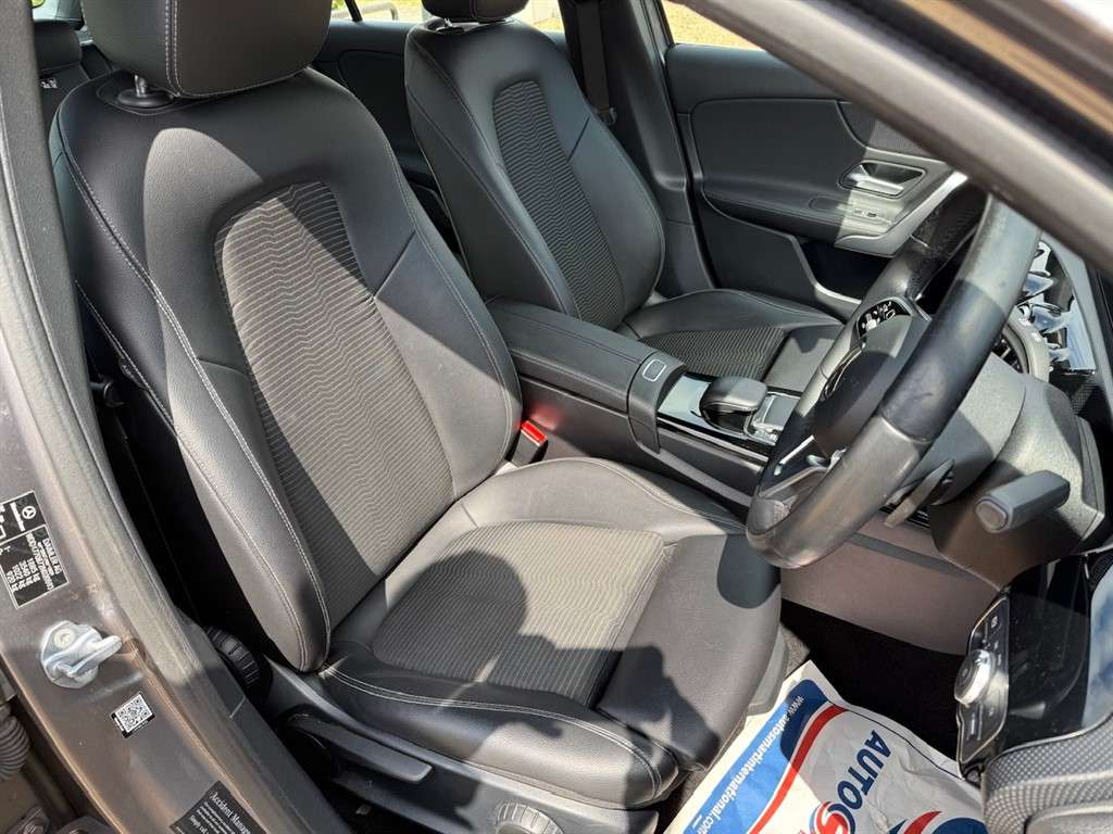 2018 MERCEDES A200 2018 MERCEDES A200