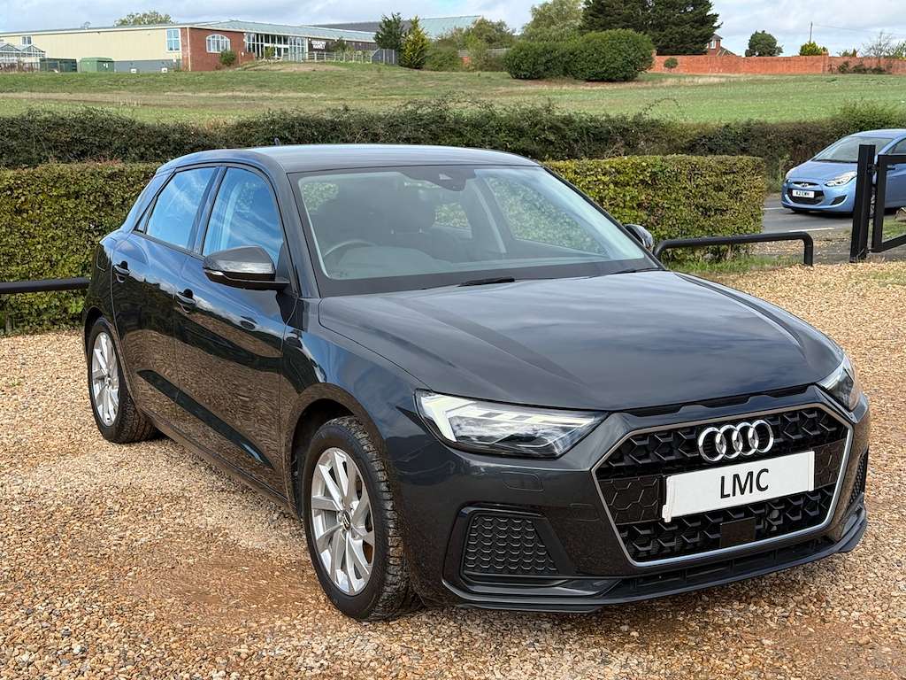 A 2019 AUDI A1 1.0 TFSI 30 Sport Sportback 5dr Petrol S Tronic Eu A 2019 AUDI A1 1.0 TFSI 30 Sport Sportback 5dr Petrol S Tronic Eu