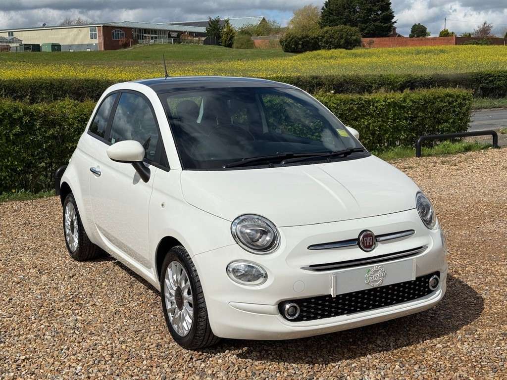 A 2021 FIAT 500 1.0 MHEV Lounge Hatchback 3dr Petrol Manual Euro 6 A 2021 FIAT 500 1.0 MHEV Lounge Hatchback 3dr Petrol Manual Euro 6