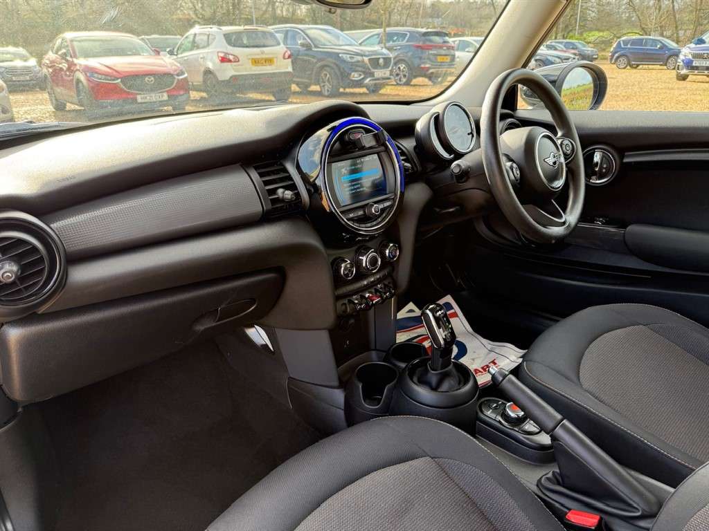 2019 MINI HATCH 2019 MINI HATCH