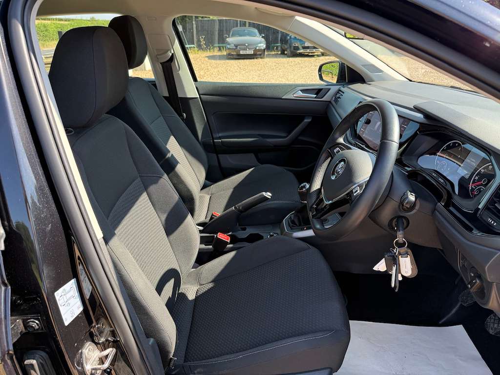 2019 VOLKSWAGEN POLO 2019 VOLKSWAGEN POLO