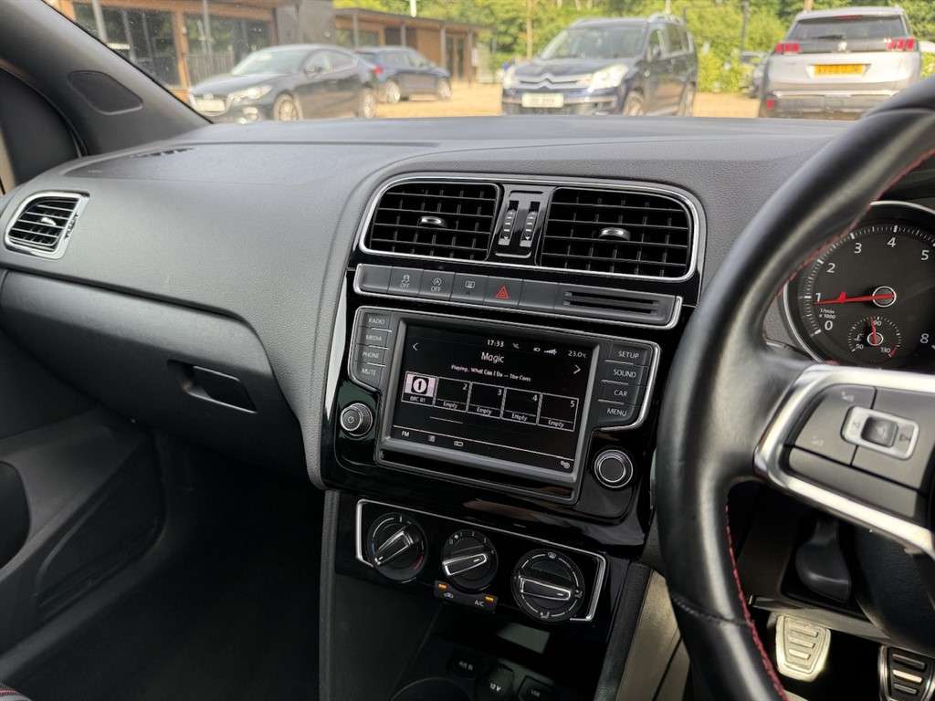 2016 VOLKSWAGEN POLO 2016 VOLKSWAGEN POLO
