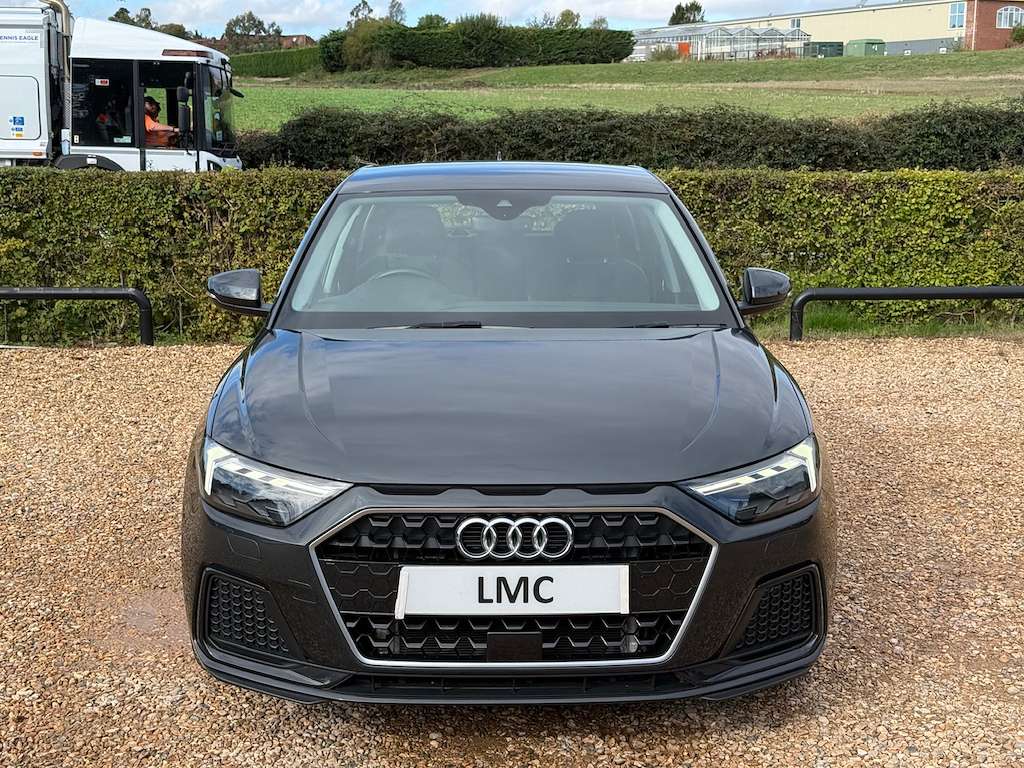 A 2019 AUDI A1 1.0 TFSI 30 Sport Sportback 5dr Petrol S Tronic Eu A 2019 AUDI A1 1.0 TFSI 30 Sport Sportback 5dr Petrol S Tronic Eu