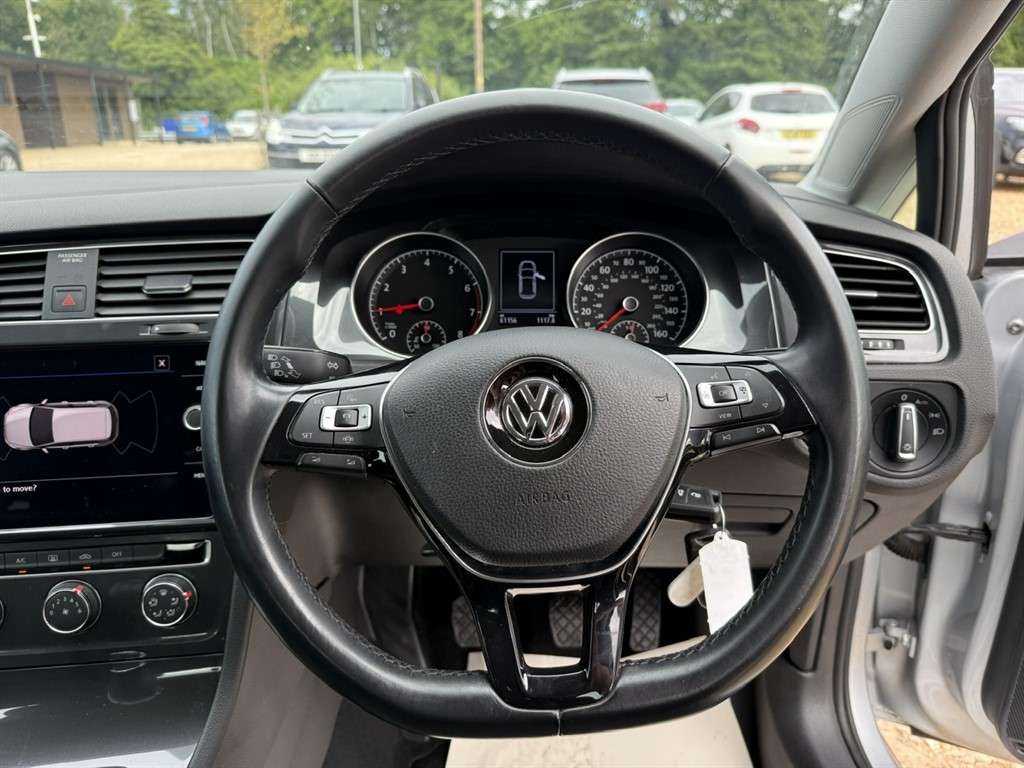 2019 VOLKSWAGEN GOLF 2019 VOLKSWAGEN GOLF