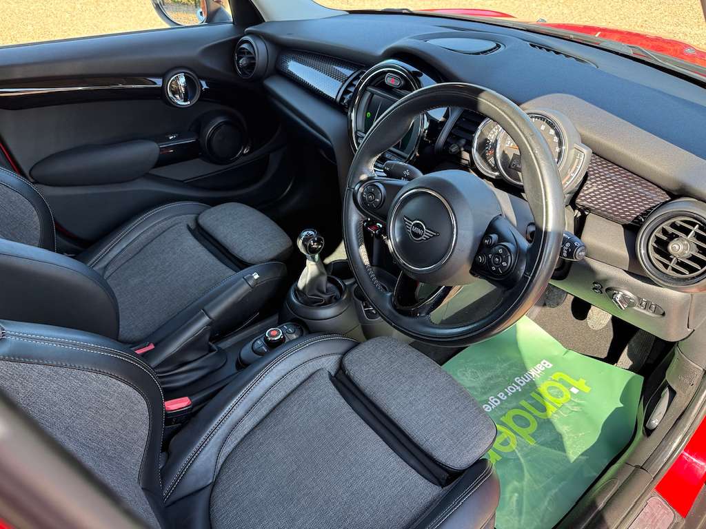 2018 MINI HATCH 2018 MINI HATCH