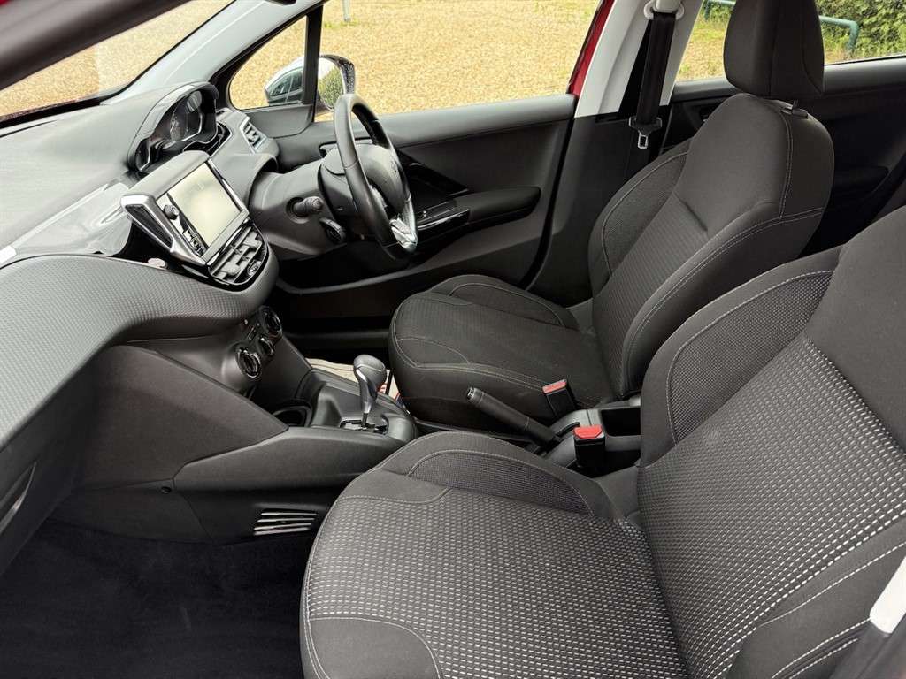 2016 PEUGEOT 208 2016 PEUGEOT 208