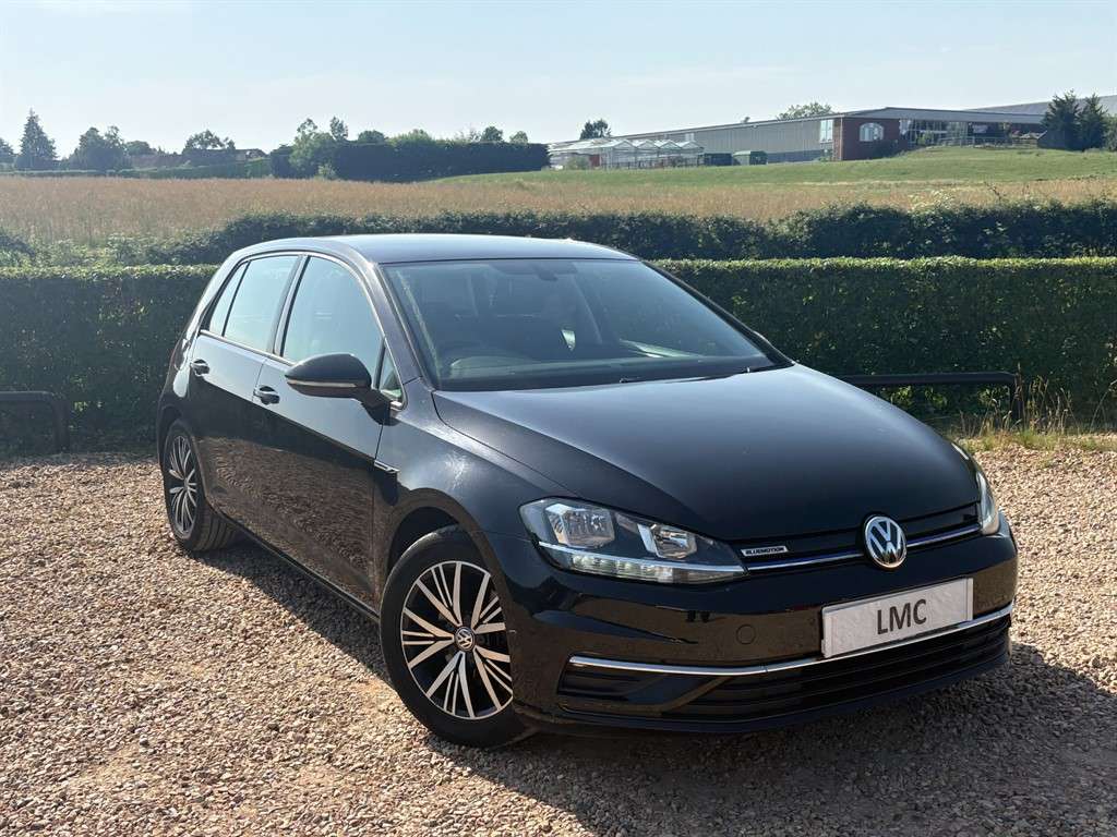 A 2018 VOLKSWAGEN GOLF 1.5 TSI EVO SE Nav Hatchback 5dr Petrol DSG Euro 6 A 2018 VOLKSWAGEN GOLF 1.5 TSI EVO SE Nav Hatchback 5dr Petrol DSG Euro 6