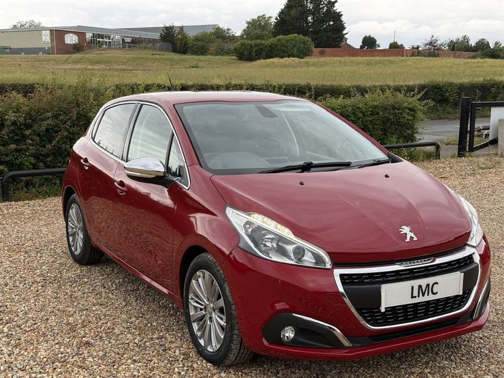 A 2016 PEUGEOT 208 1.2 PureTech Allure Hatchback 5dr Petrol EAT Euro A 2016 PEUGEOT 208 1.2 PureTech Allure Hatchback 5dr Petrol EAT Euro