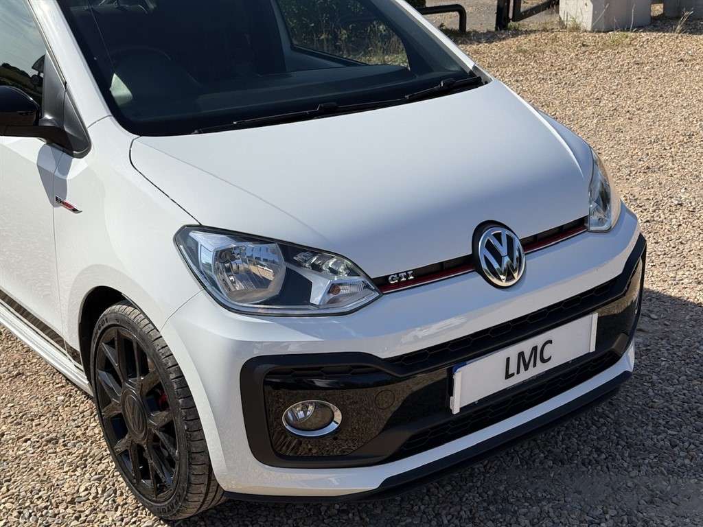 A 2018 VOLKSWAGEN UP 1.0 GTI Hatchback 5dr Petrol Manual Euro 6 (s/s) ( A 2018 VOLKSWAGEN UP 1.0 GTI Hatchback 5dr Petrol Manual Euro 6 (s/s) (